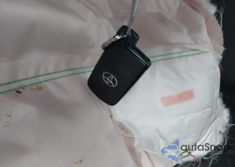 2015 Toyota Camry Hybrid Le из США, поврежденный, VIN 4T1BD1FK4FU156339